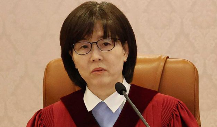 이미선 판사 프로필