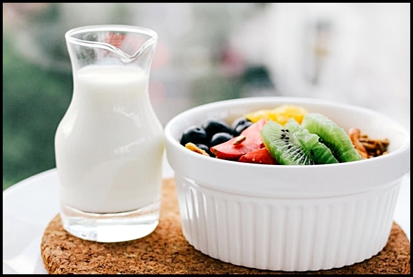 골다공증에 좋은 음식 BEST 8 골다공증에 좋은 음식 BEST 8