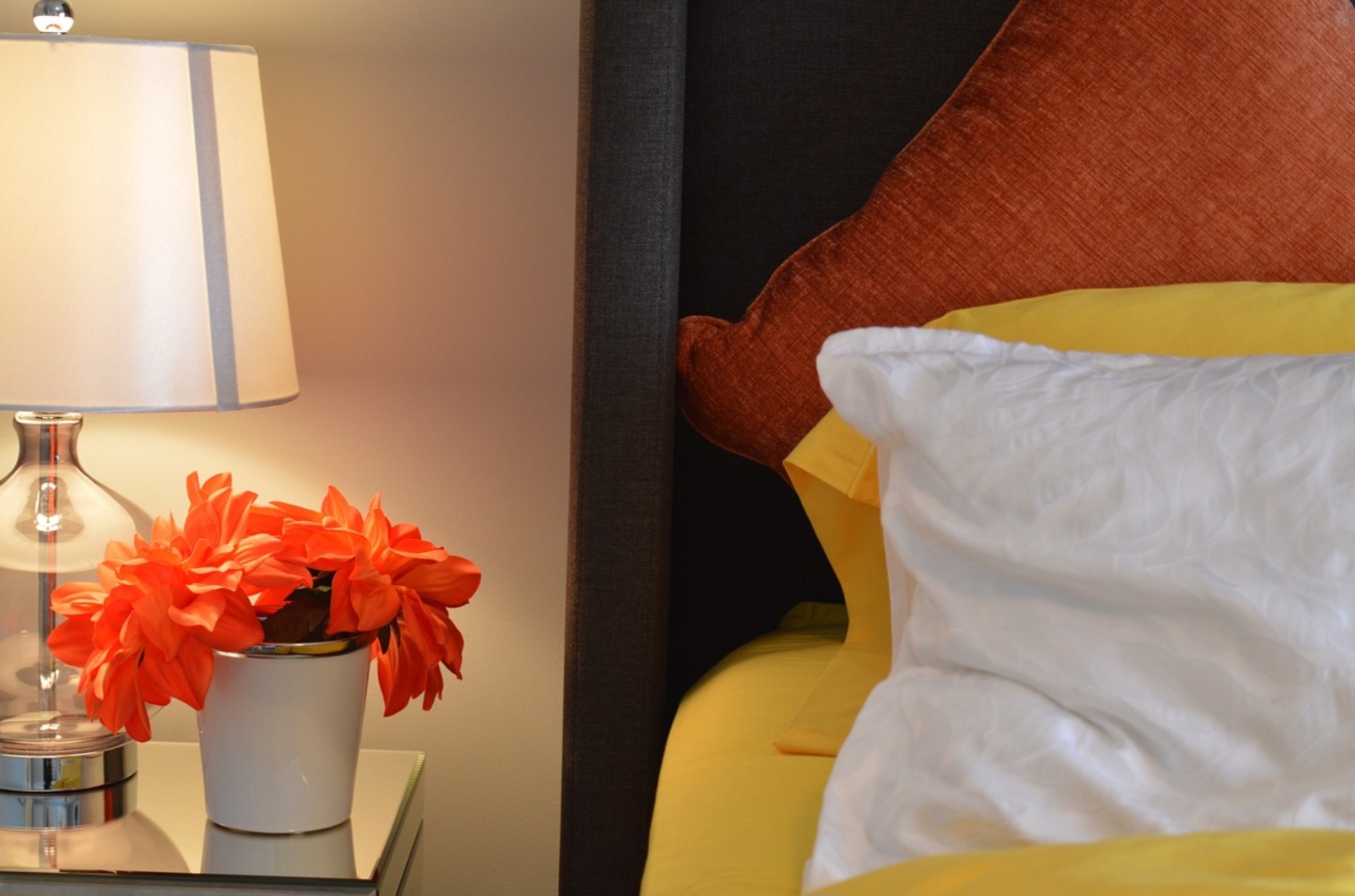 "소도시의 독특한 숙소: 스테이케이션의 새로운 패러다임"