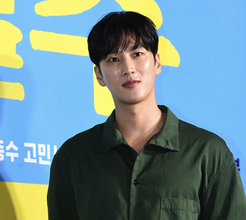 안보현과 블랙핑크 지수 열애