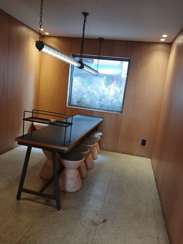 홍미단 단체석