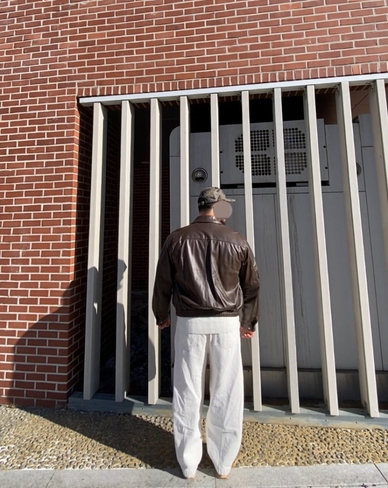 데일리룩('25. 12. 8.)조이스베케이션 카모 밀리터리 볼캡, 스페로네 램스킨 포켓 가죽자켓, 유니클로 모크넥 니트, 무신사스탠다드 벌룬 팬츠, 나이키 코르테즈 레빗 23 SE