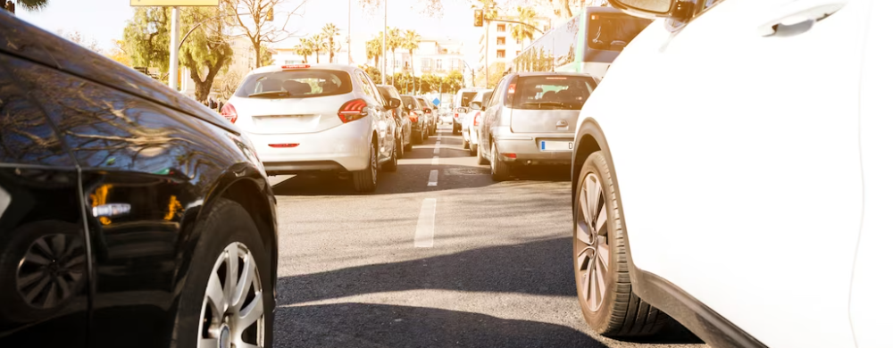 불법 주정차 보행자 안전 위협