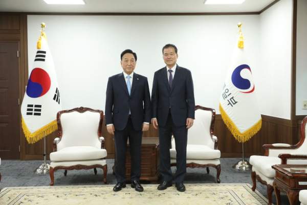 김영호 통일부장관 프로필