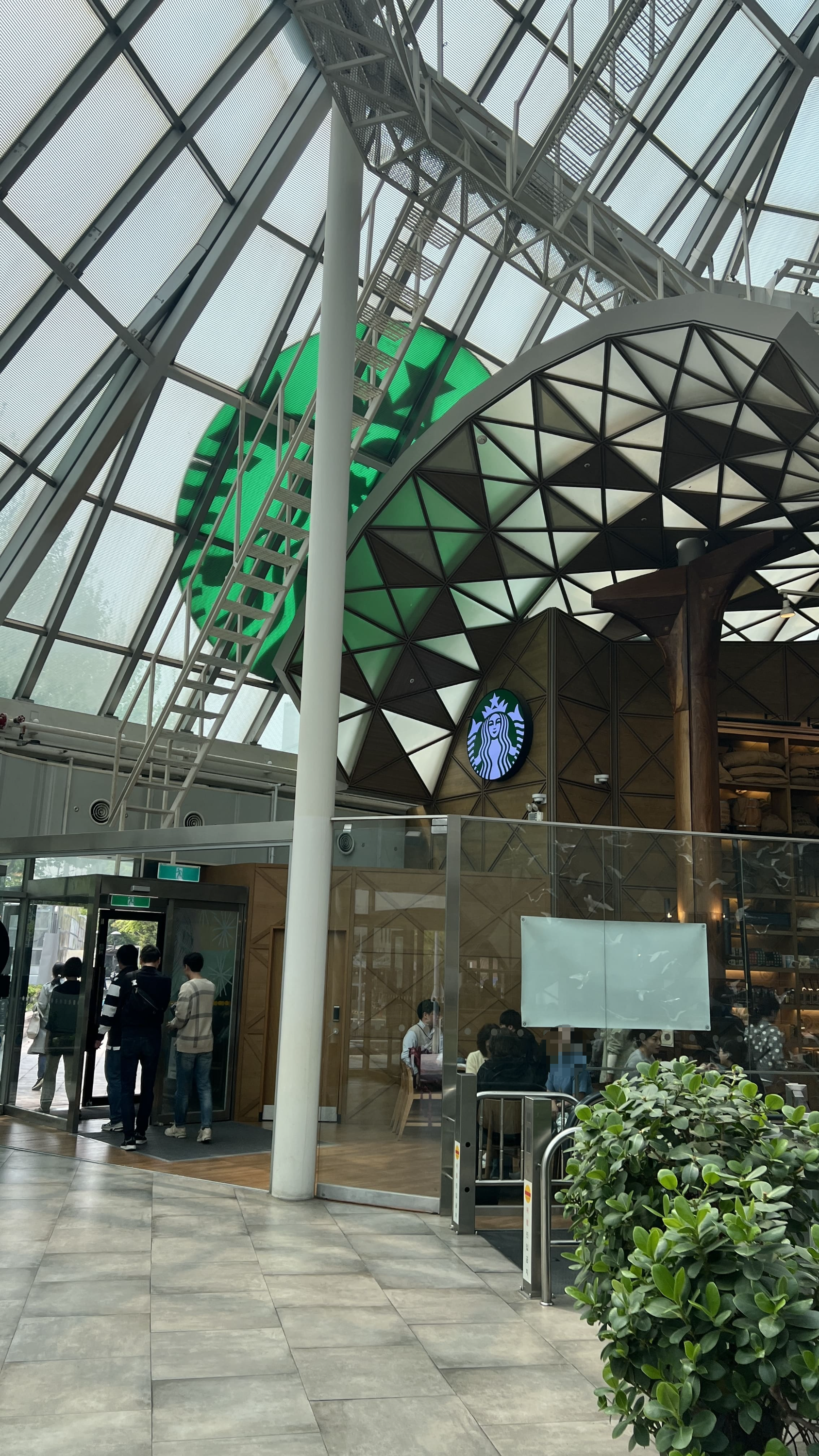 서초 스타벅스 파미에파크 R점