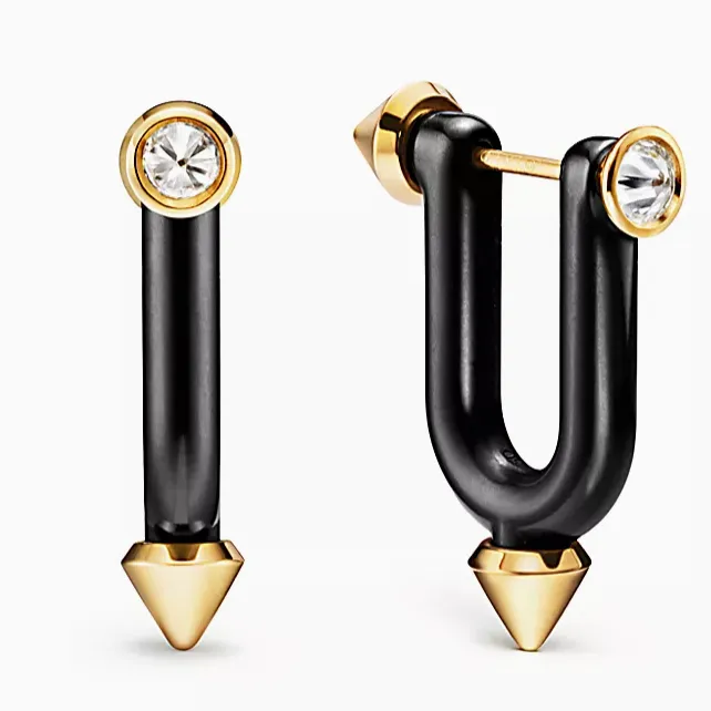 로제 귀걸이 티파니 타이탄 퍼렐 윌리엄스