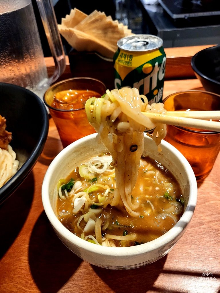 멘타카무쇼