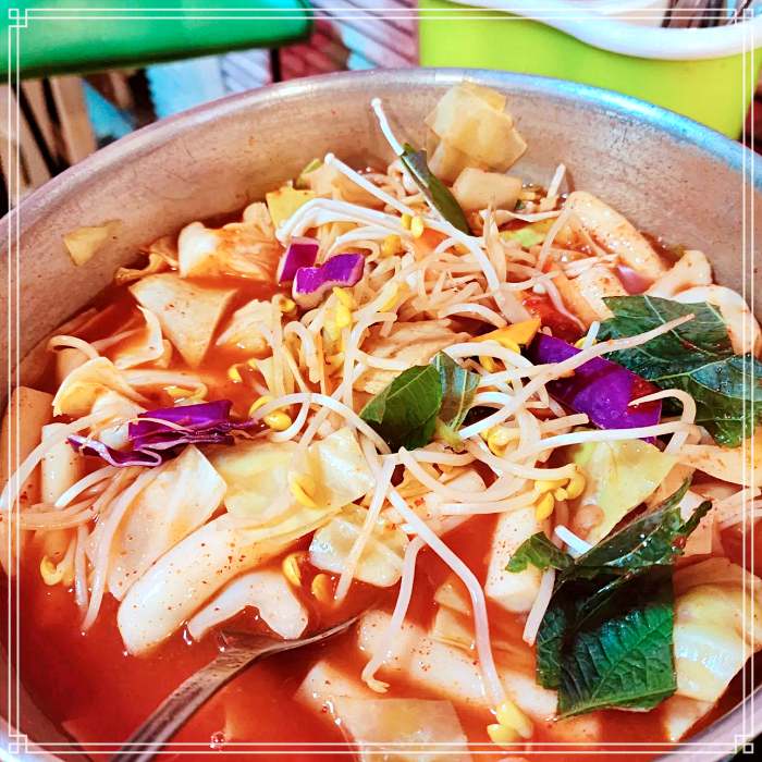 월곡, 동덕여대 맛집 13년, 행복을 선물하는 추억 쉼터, 즉석떡볶이