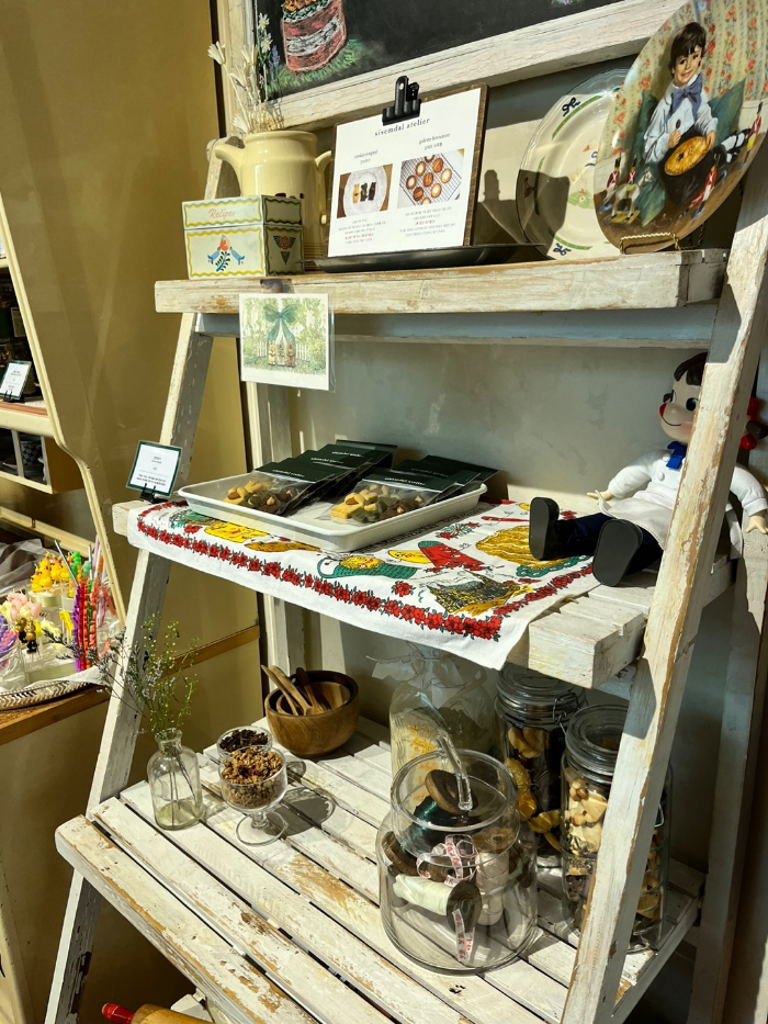 역사가 느껴지는 소품