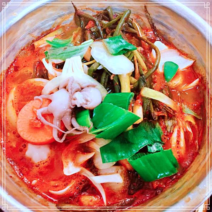 허영만 백반기행 세종&#44; 공주 맛집 홍게 품은 갈비찌개