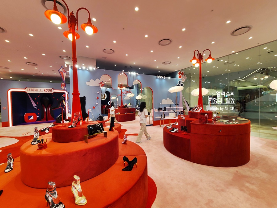 더 현대 서울 볼거리 놀거리 추천 팝업스토어(루부탱, 에스더버니) 사운즈 포레스트