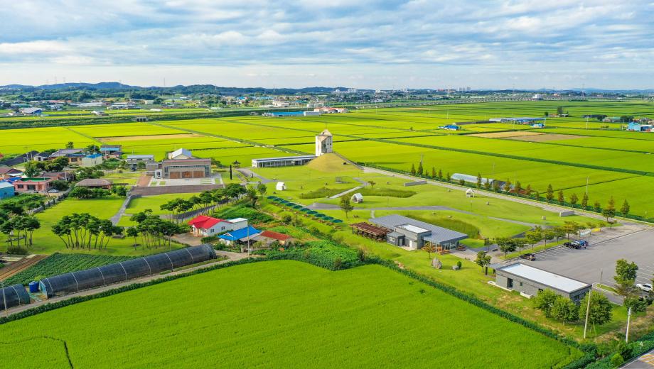 신리성지: 아름다운 잔디광장의 평화