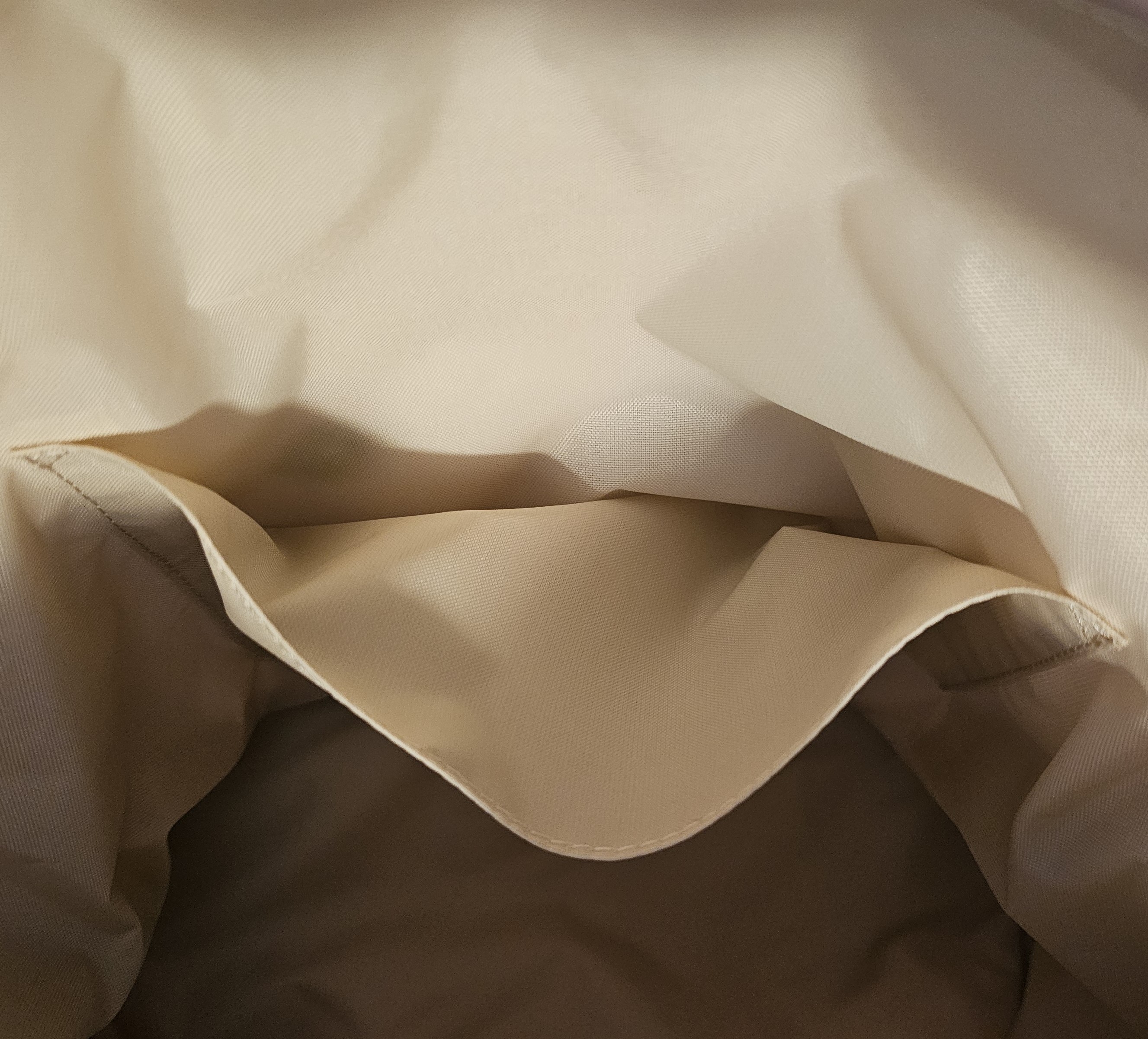 아뜰리에파크 저니 백팩