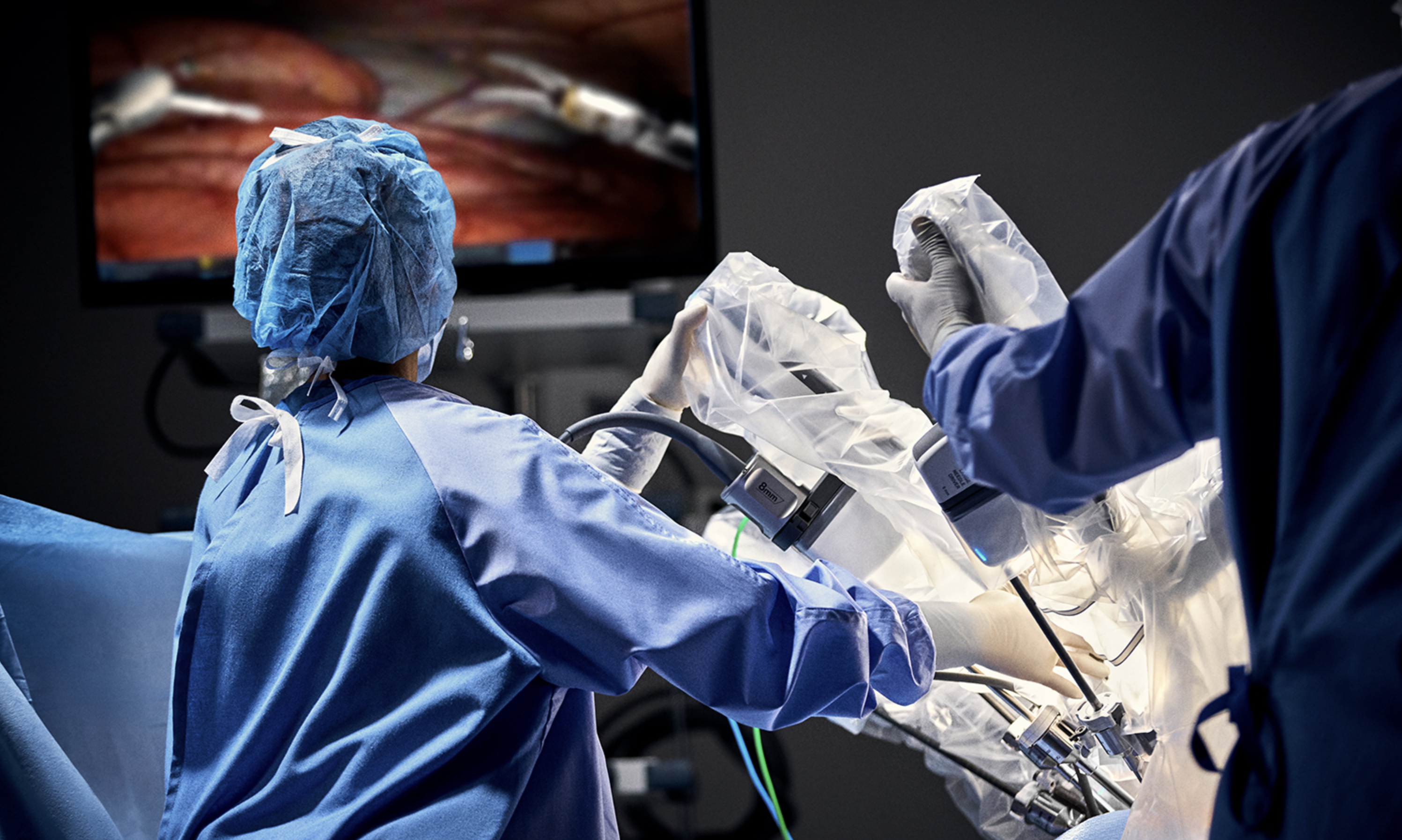 Da Vinci Xi를 활용한 수술실에서 외과의와 협업하는 로봇 수술 사례 ❘ https://www.intuitive.com