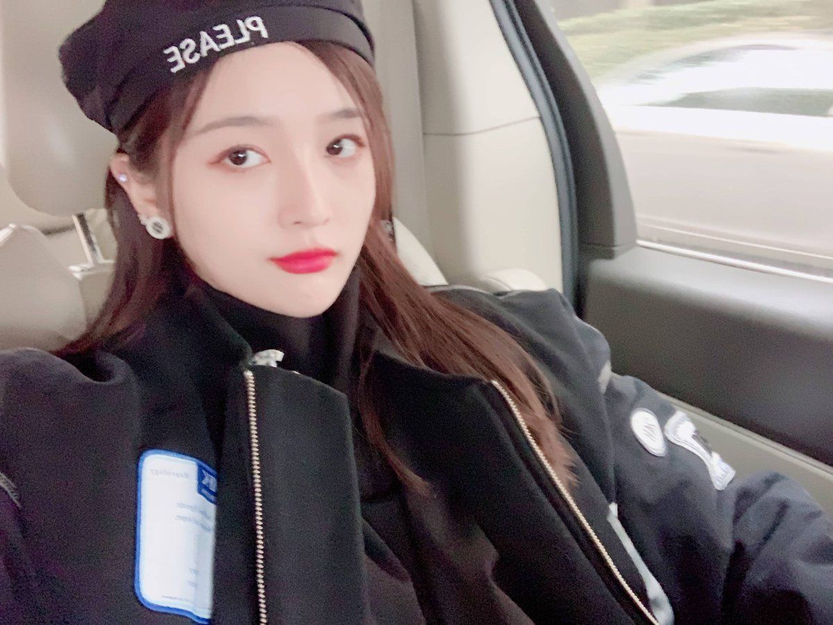 우주소녀 선의 인스타그램 사진 몸매