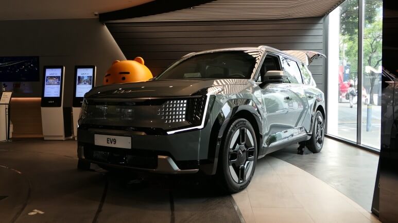 EV9