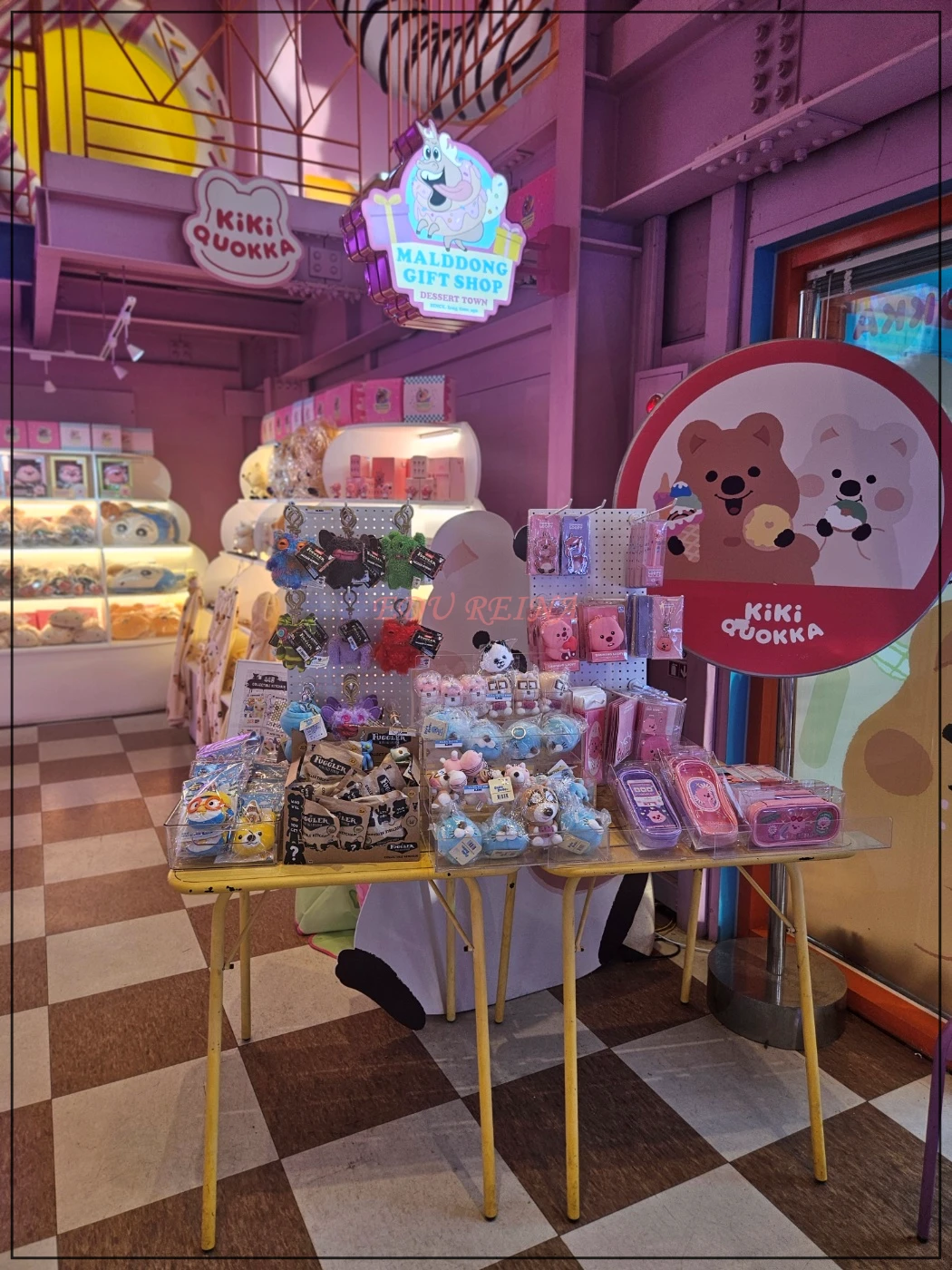 파주-말똥도넛-디저트-타운-굿즈샵