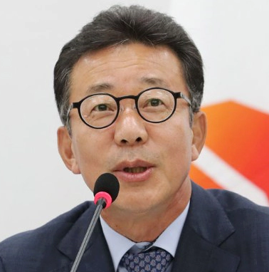 홍철호 국회의원 프로필 나이 고향 재산 경력 및 홍철호 김포 서울 편입 이유와 주장