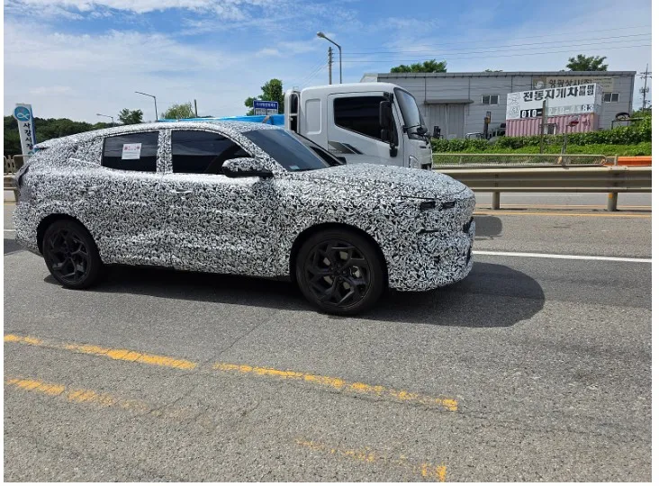 르노 오로라2 SM6 후속 출시일 가격 정보 업데이트_3