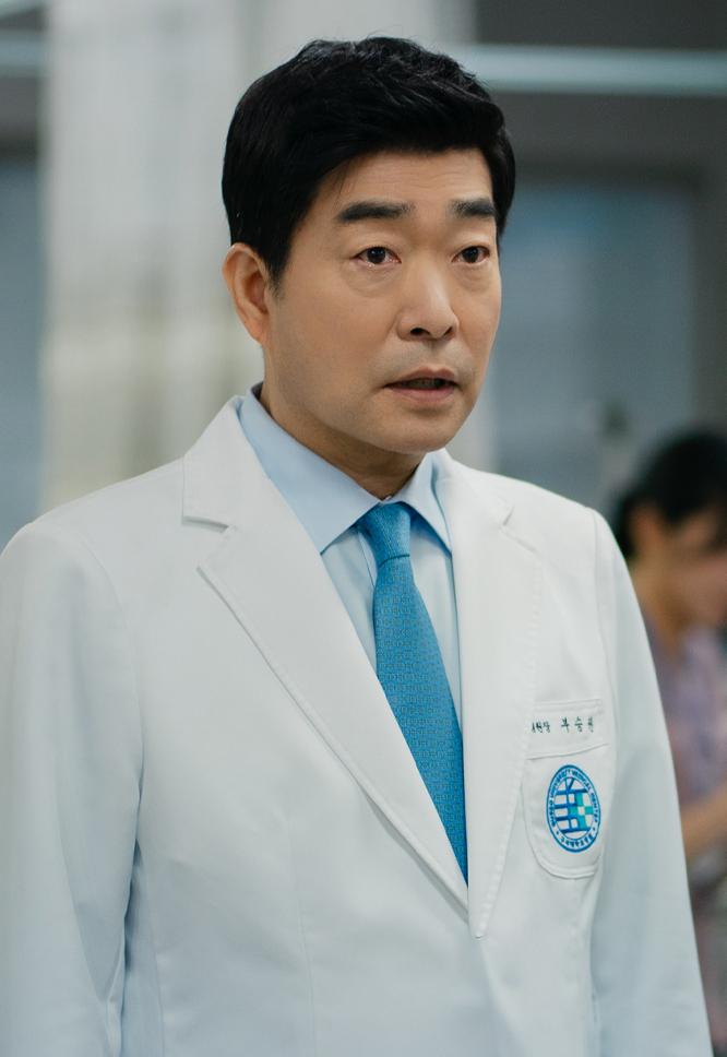 닥터X 손현주 부승권 캐릭터 사진