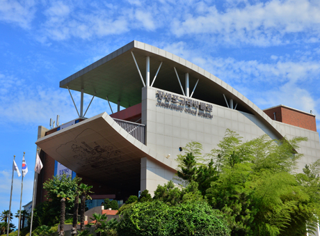 장생포-고래박물관-전경