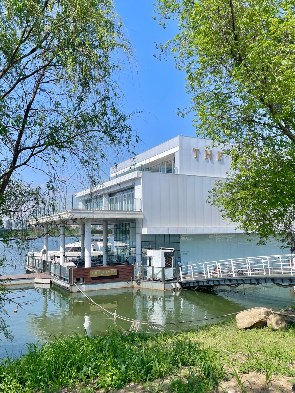 더리버 헤이 카페 외관 전경 사진