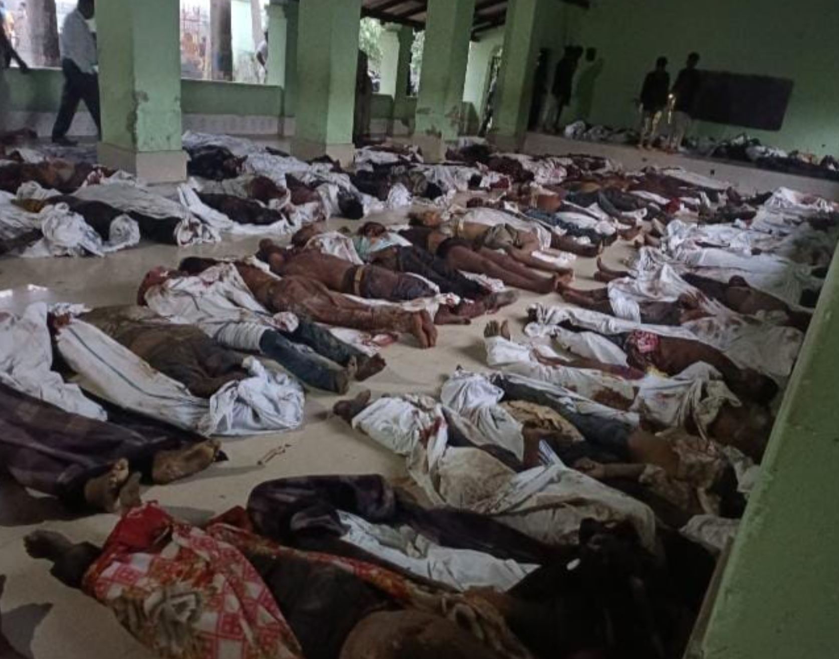 인도 발라소르 최악의 열차 충돌 사고