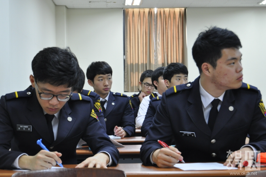 2025년 최신 경찰 시험 정보 &ndash; 일정, 채용 인원, 과목, 합격 전략 총정리