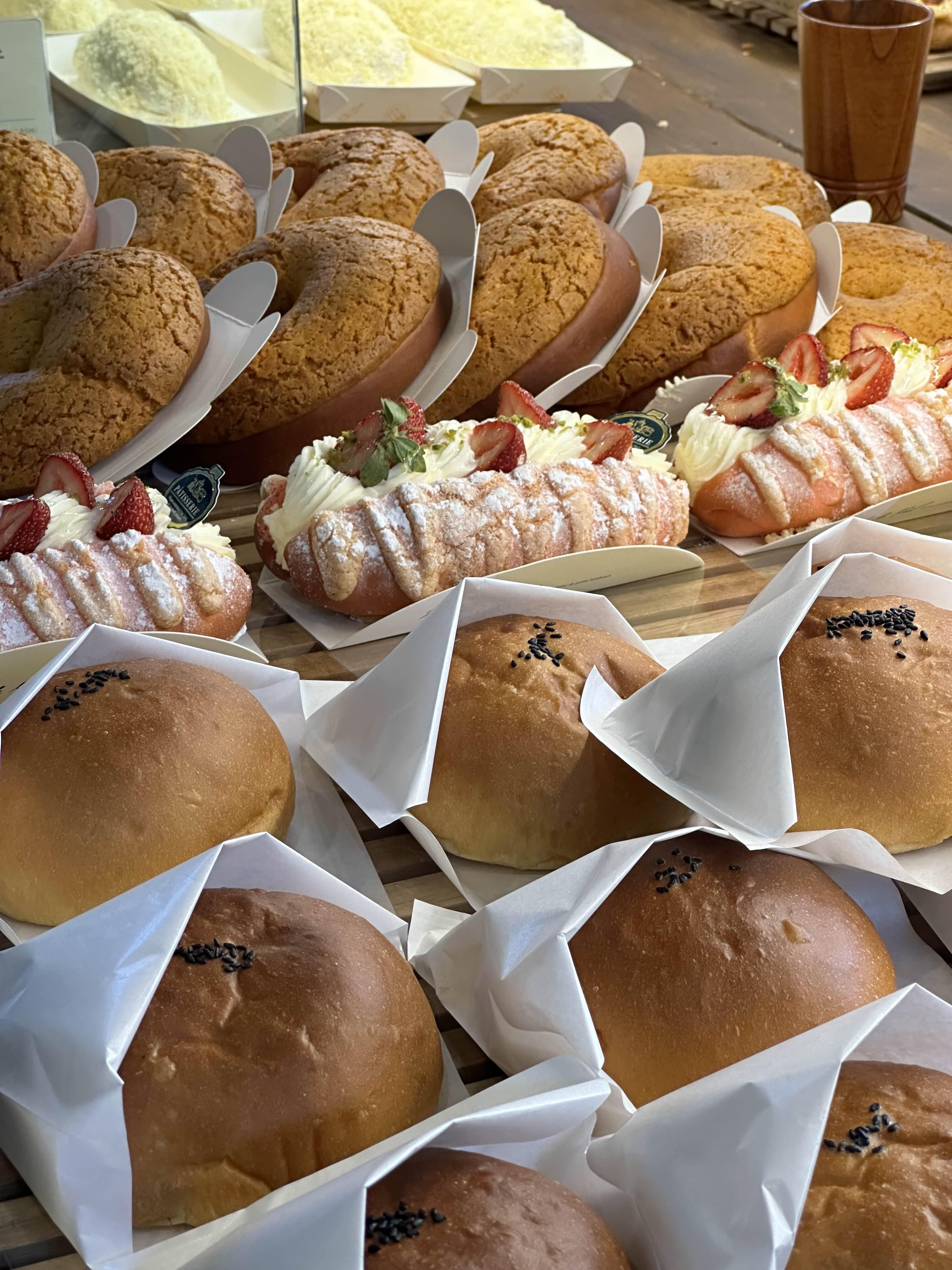 화성카페 더포레 단팥빵