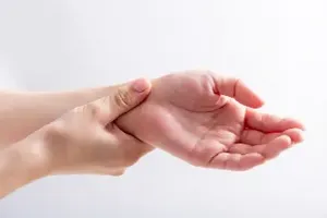 손