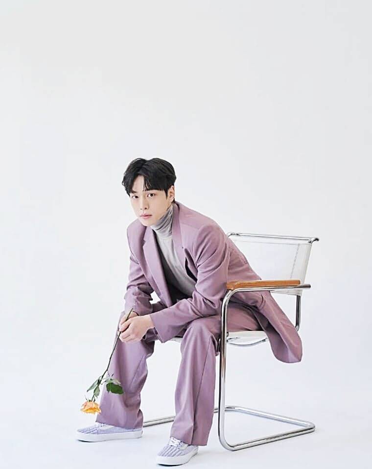 배우-강유석