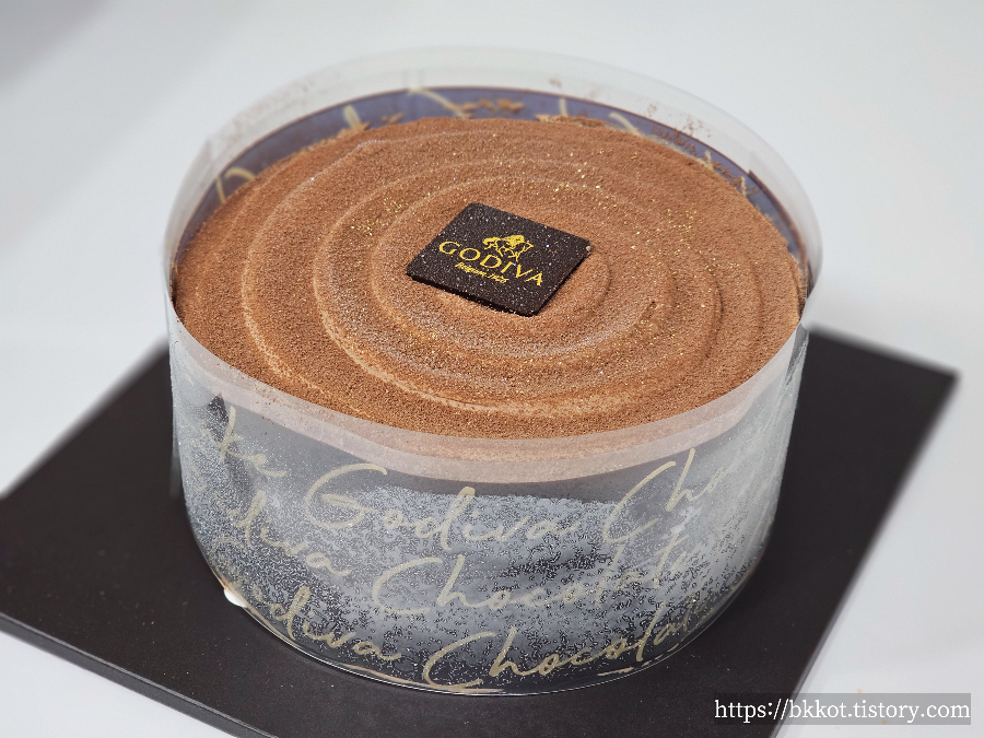 고디바 초콜릿 레이어 케이크