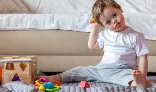 아스퍼거 증후군 증상 자가 진단 장애등급 치료법 걸음걸이 특징