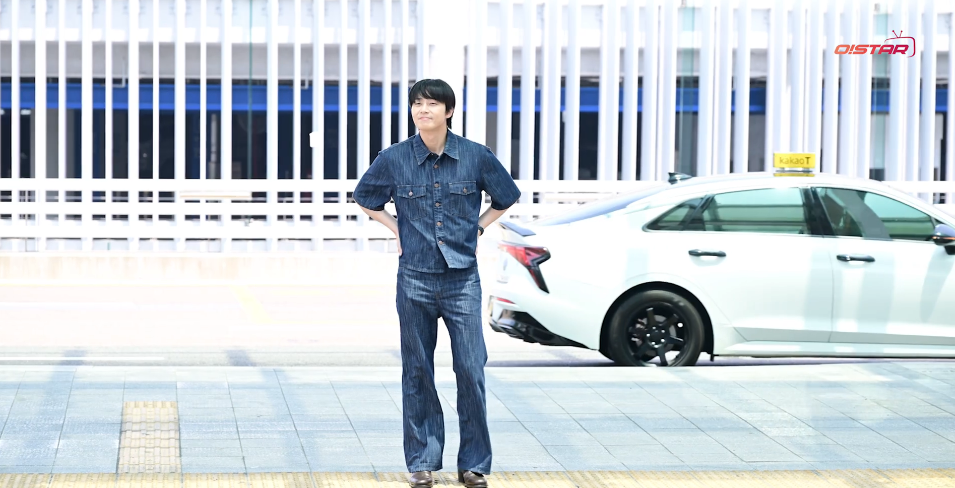 박서준덮머헤어스타일변화,박서준 공항패션,남자 덮머 스타일,덮머 헤어 추천,박서준 스타일 변화,덮머,헤어스타일,애즈펌,포마드