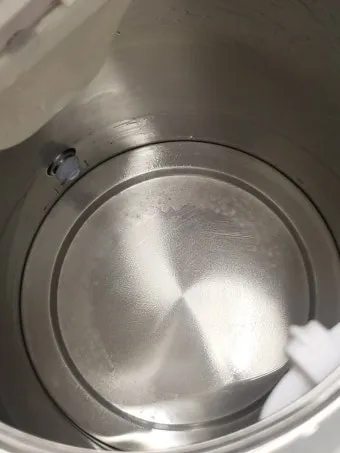 주전자 석회 제거 레몬 껍질 끓이기와 헹굼 팁_33