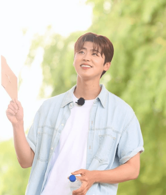 박지현 사진