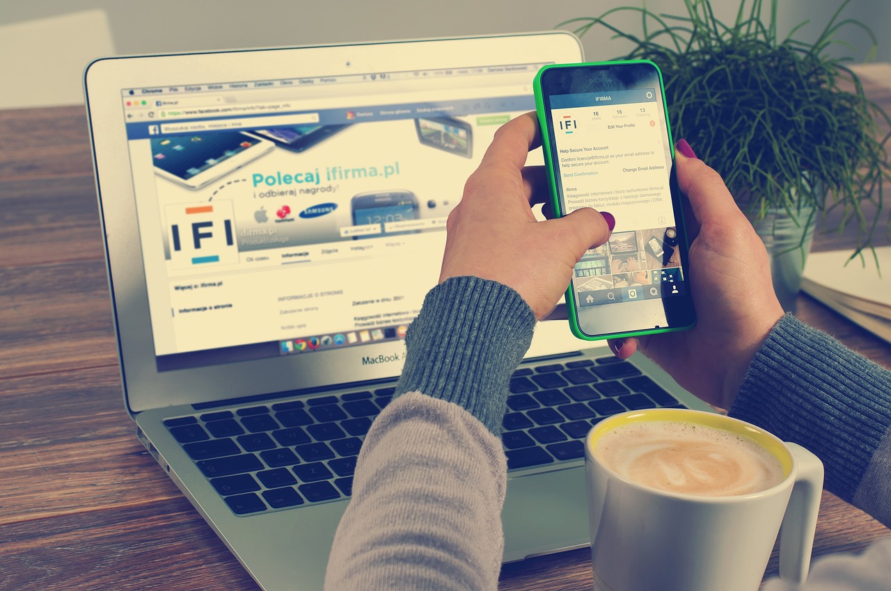 월급 외 수입 얻는 사진