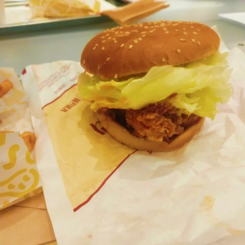 흑백요리사 에드워드 리 신메뉴 싸이버거 비프버거 오픈런 대란