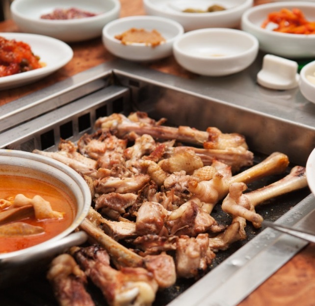 영암-토종-닭육회-텃밭가든
