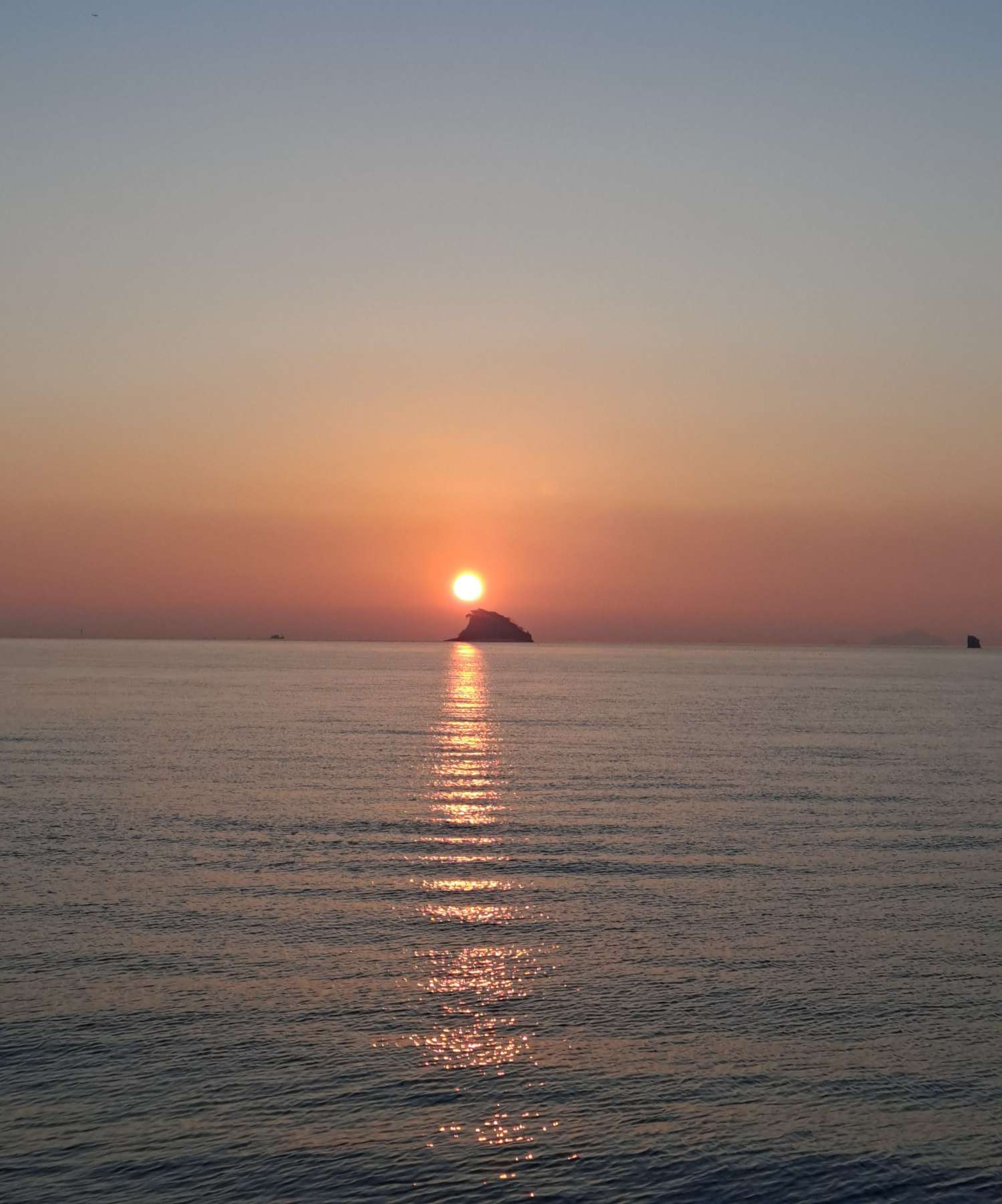 어느새 샤크섬 위