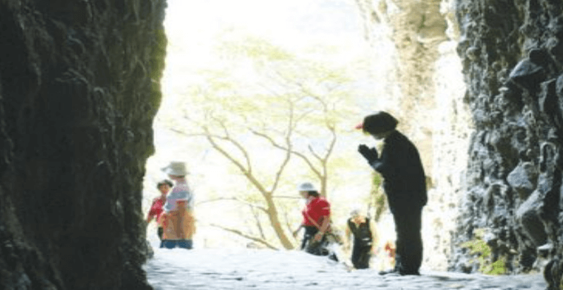 6, 마이산 화엄굴