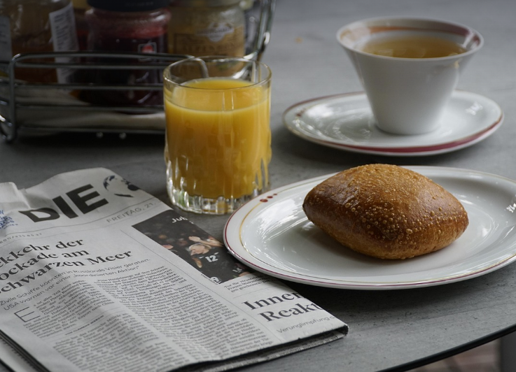바쁜 아침 시간 집안 정리하는 효율적인 방법