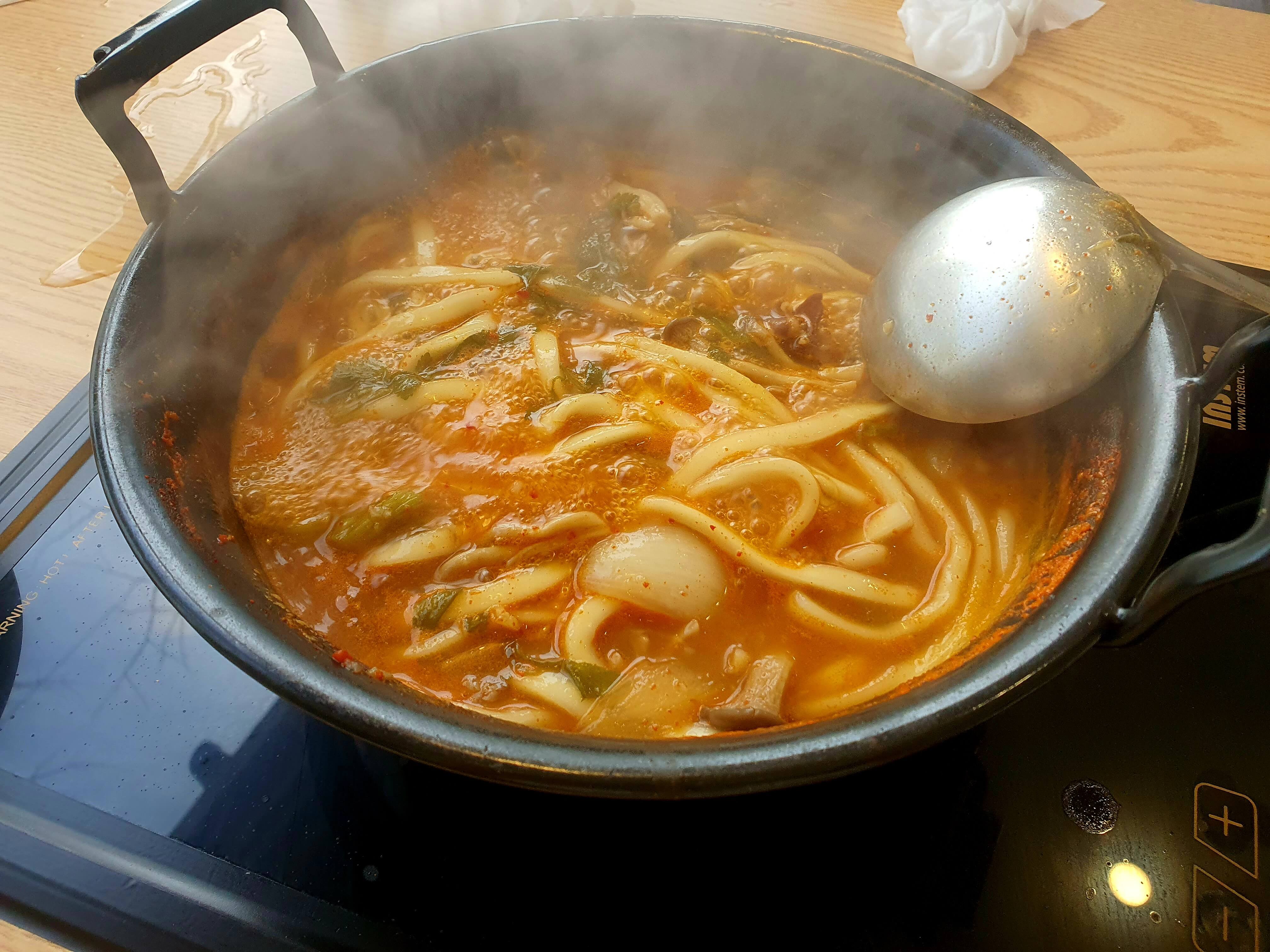 등촌샤브칼국수 앞산점