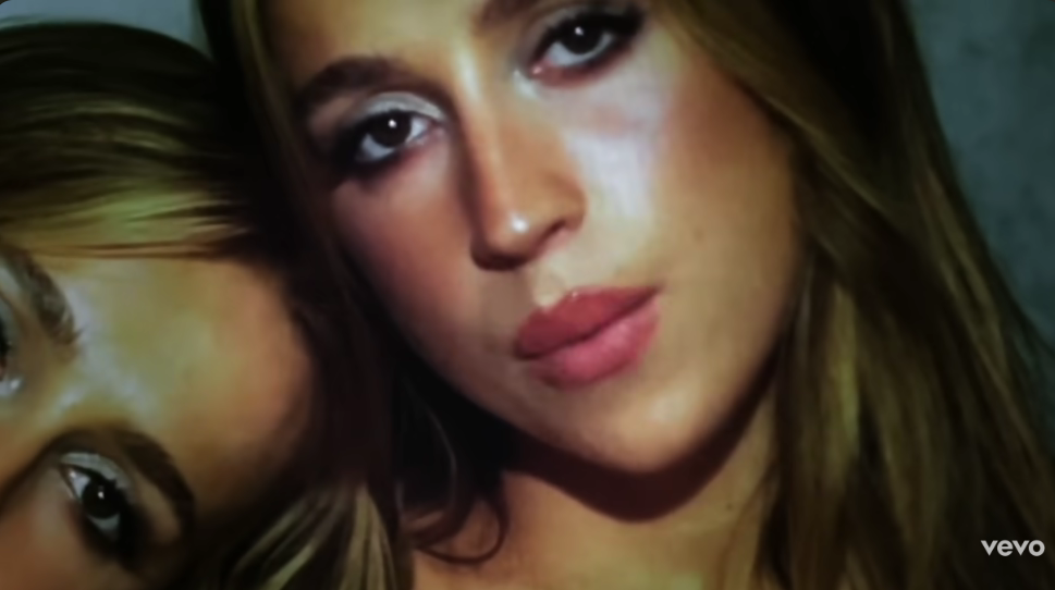 Tate McRae Nobody's Girl