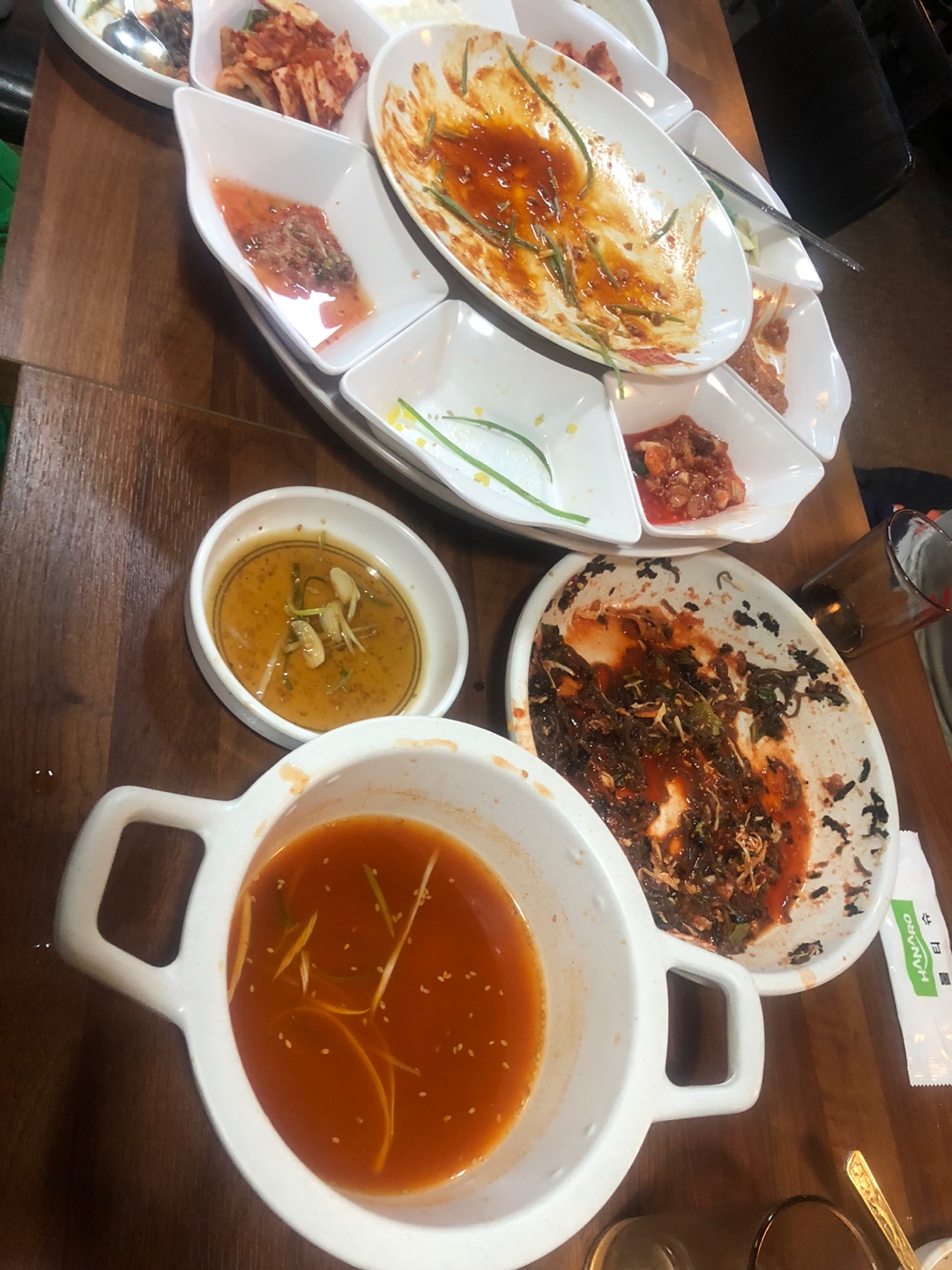 처참한 곰 세끼가 지나간 현장2