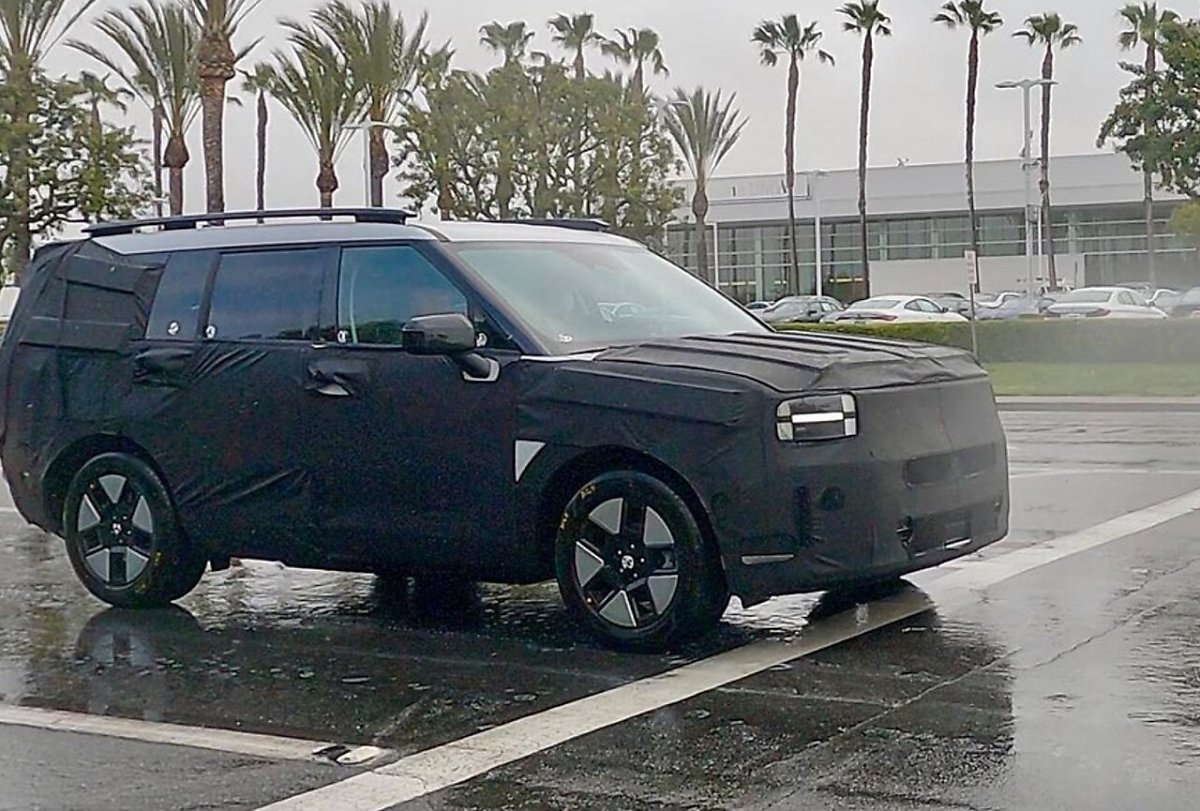 현대자동차 싼타페 풀체인지 위장막 테스트카