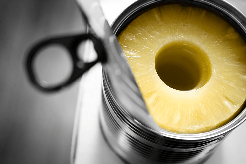 탄 냄비 쉽게 닦는 법-과일 통조림 속 시럽