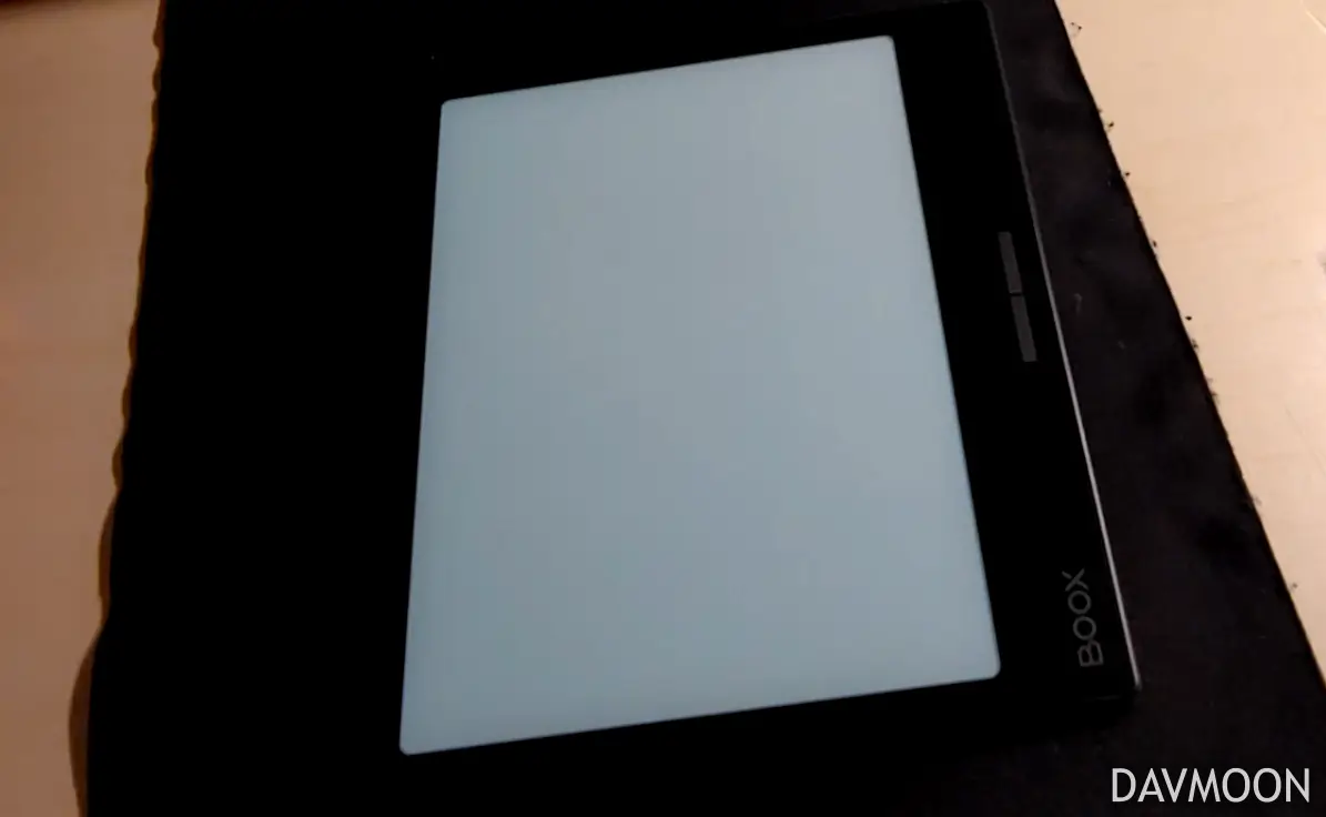 Onyx 리프3 초기 개봉영상 캡쳐 (테두리 변색 없음)