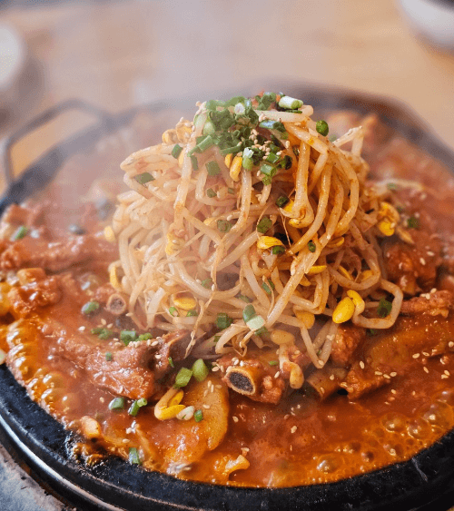 생방송투데이 첨성대 등갈비찜 경북 경주 맛집