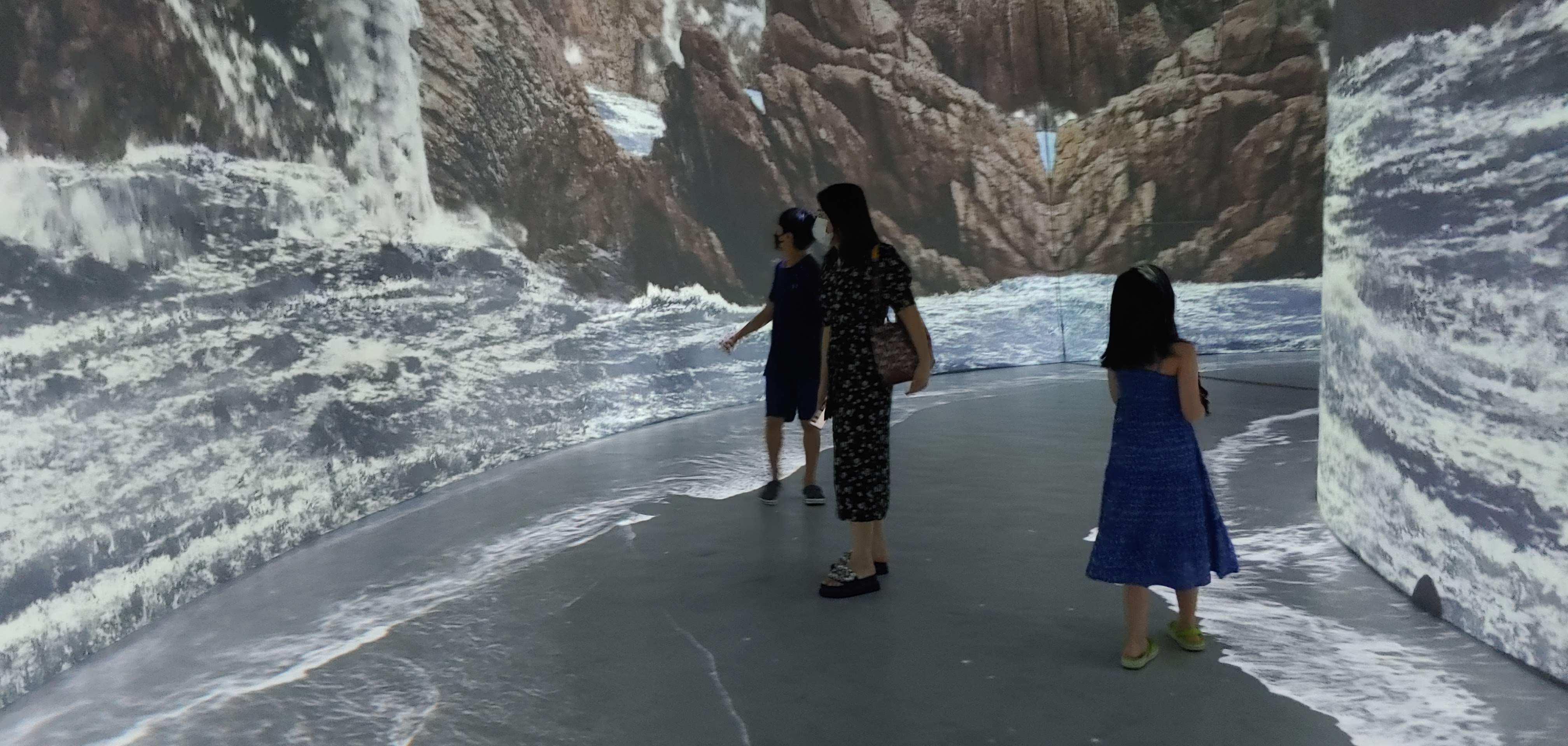 빛의 아름다운 향연을 경험하다